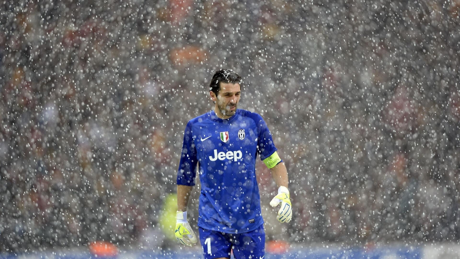 王宗源展现稳定发挥锁定好成绩，王宗源领奖